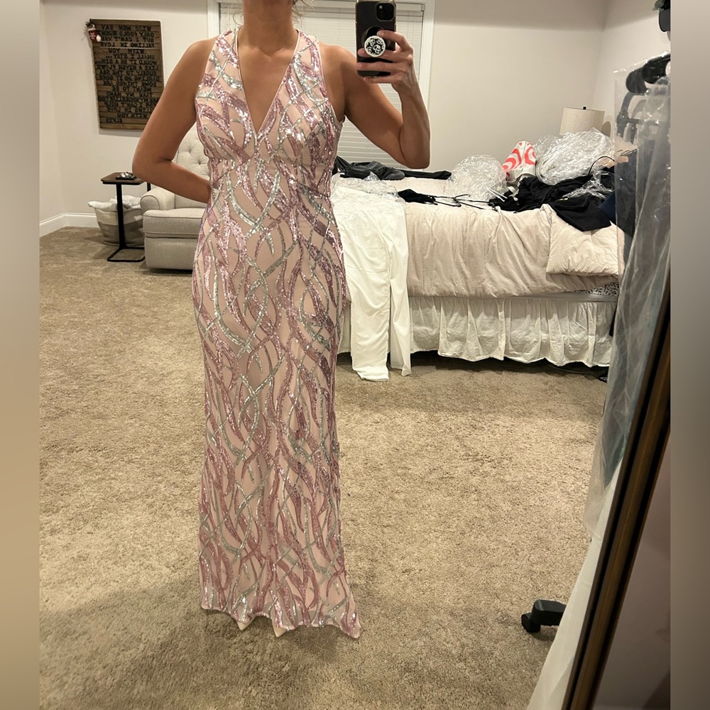 Vince Camuto pink/silver sequin dress size 6. Sample size